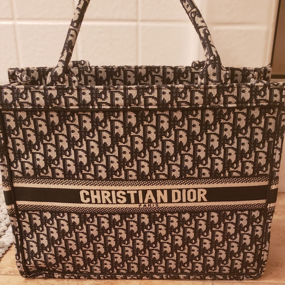 Christian dior tote